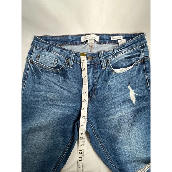 Kenneth Cole Womens Boyfriend Jeans Medium Wash Size 6 Mid Rise Classic Denim - Picture 6 of 12